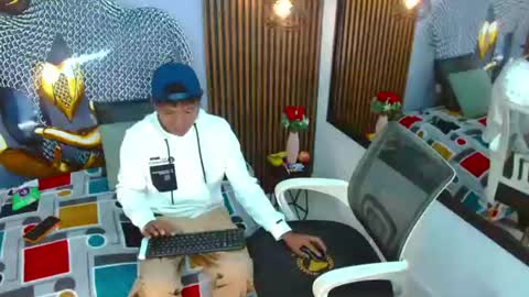 Snapshot of chrisshottx chatting on 06/27/26, 07:30 chrisshottx online show from 06/27/26, 07:30