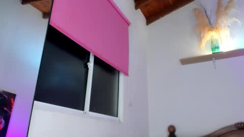 Snapshot of chrisstianford chatting on 10/16/25, 06:25 Hi dont forguet to follow me    online show from 10/16/25, 06:25