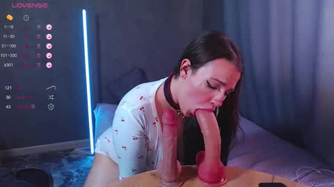 Chrissy online show from 09/22/25, 07:54