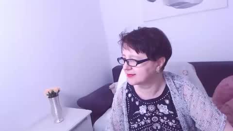 Christa online show from 03/09/25, 08:07