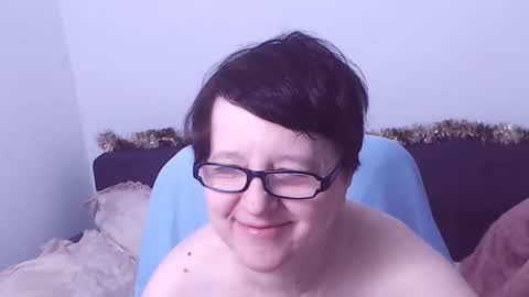 Christa online show from 12/14/25, 02:22