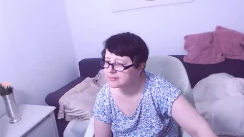 Christa online show from 02/08/26, 01:03