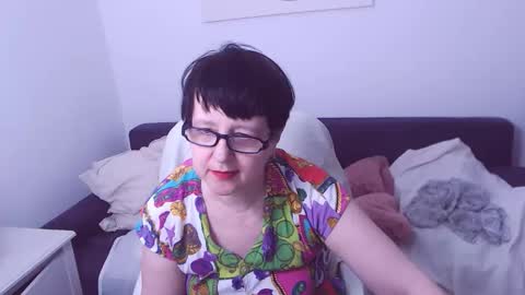 Christa online show from 04/06/26, 04:46