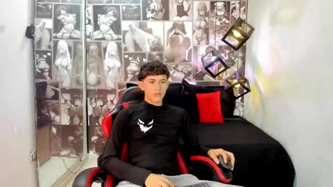 Snapshot of christian_foxx chatting on 05/14/26, 12:28 Christian online show from 05/14/26, 12:28