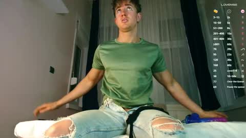 UPVOTE ME ------  ILL DO SOMETHING FOR FREE online show from 11/25/25, 04:29