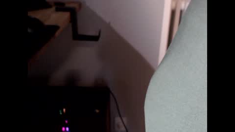 Snapshot of christianmdk chatting on 01/19/25, 08:18 Chris online show from 01/19/25, 08:18