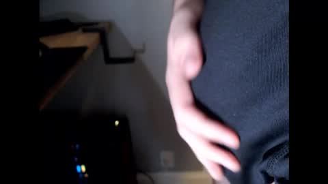 Snapshot of christianmdk chatting on 10/04/25, 09:18 Chris online show from 10/04/25, 09:18