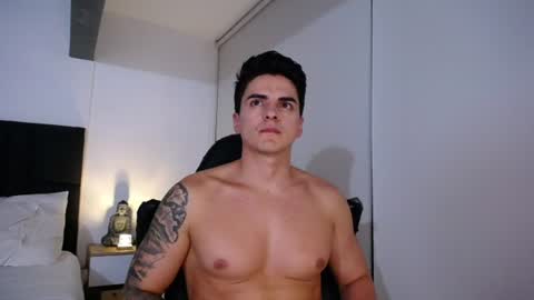 Snapshot of christianvalenzia chatting on 06/16/26, 12:35 Christian online show from 06/16/26, 12:35