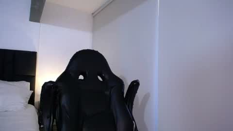 Snapshot of christianvalenzia chatting on 06/20/26, 01:47 Christian online show from 06/20/26, 01:47
