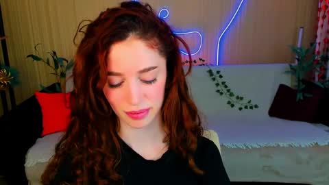 christinaconteeree online show from 03/27/26, 07:57