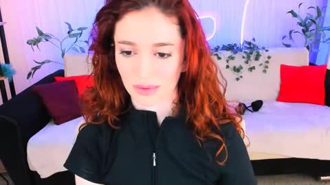 christinaconteeree online show from 05/31/26, 06:09