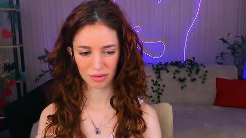christinaconteeree online show from 06/04/26, 07:20