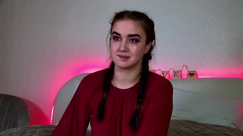 Snapshot of christinamilton chatting on 02/18/25, 12:48 Christina online show from 02/18/25, 12:48