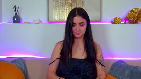 Snapshot of christinamilton chatting on 09/12/25, 06:41 Christina online show from 09/12/25, 06:41