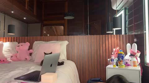 Snapshot of christinasage chatting on 09/17/25, 12:34 Christina Sage online show from 09/17/25, 12:34