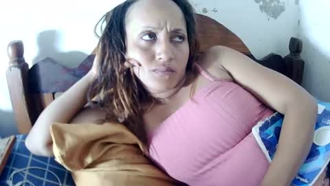 Snapshot of christine213 chatting on 12/27/24, 07:46 christine213 online show from 12/27/24, 07:46