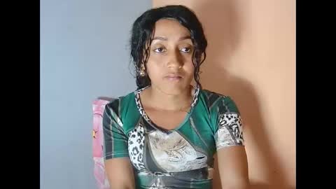 Snapshot of christine213 chatting on 09/27/25, 11:37 christine213 online show from 09/27/25, 11:37