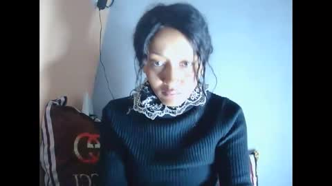 christine213 online show from 11/12/25, 01:17