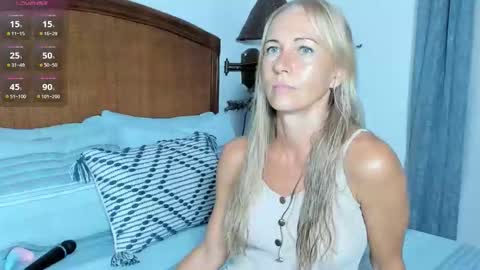 Snapshot of christine_35 chatting on 06/03/26, 12:08 Christine - online show from 06/03/26, 12:08