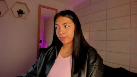 Christine  online show from 03/26/26, 12:00