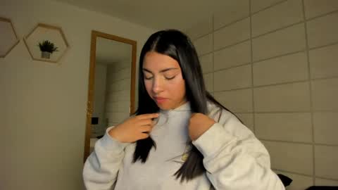 Christine  online show from 04/07/26, 12:05