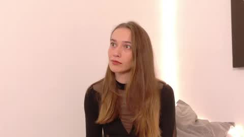 Snapshot of christinne_x chatting on 05/07/26, 05:13 Christy online show from 05/07/26, 05:13
