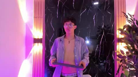 Chrisopher Hunter online show from 02/04/26, 05:13