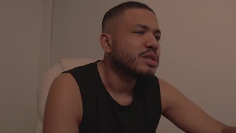 Chris online show from 01/08/25, 04:34