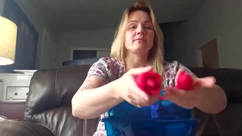 Snapshot of christystevens chatting on 03/03/26, 05:19 Christy Stevens online show from 03/03/26, 05:19