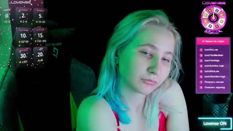 christyw3b online show from 11/09/25, 04:27