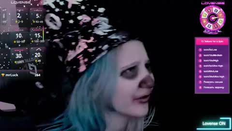 christyw3b online show from 11/12/25, 02:01