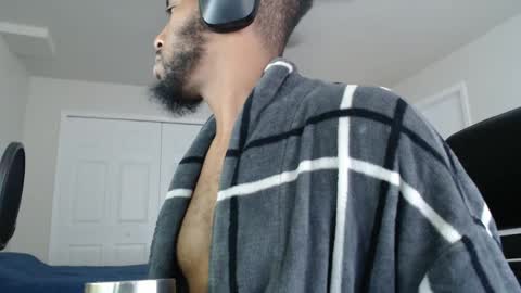 Snapshot of chrisvacherx chatting on 09/17/25, 08:43 ChrisVacherx online show from 09/17/25, 08:43