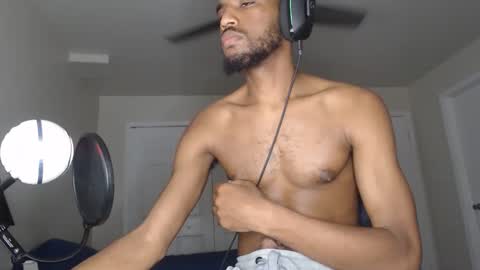 Snapshot of chrisvacherx chatting on 11/06/25, 03:18 ChrisVacherx online show from 11/06/25, 03:18