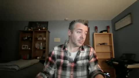 chrisw8121 online show from 03/08/26, 11:19