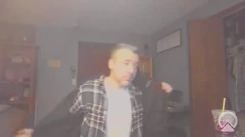 chrisw8121 online show from 04/03/26, 05:27