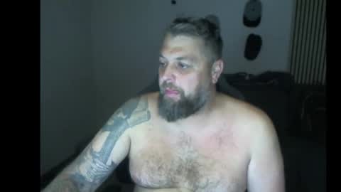 Chrizz online show from 10/21/25, 11:05