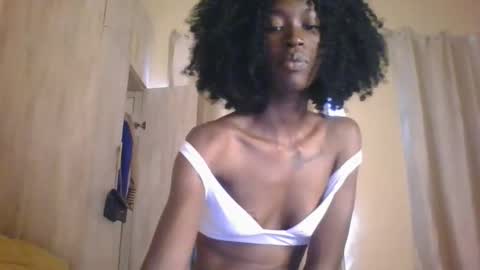 chroe22 online show from 04/25/26, 01:41