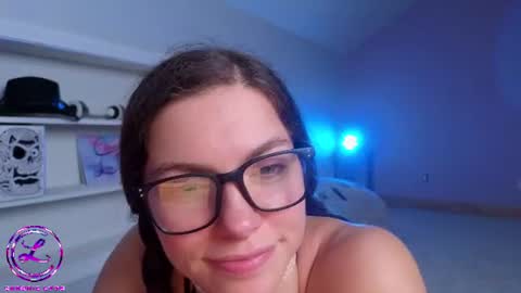 Snapshot of chroniclove chatting on 06/19/26, 01:10 Marley online show from 06/19/26, 01:10
