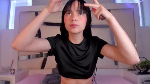 instagram chrystaljade.1 online show from 11/29/25, 01:14