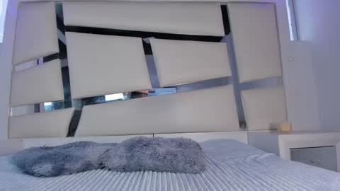 instagram chrystaljade.1 online show from 03/21/26, 01:16