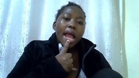 DivaDee online show from 04/23/26, 08:57