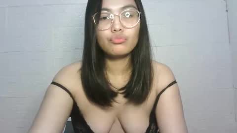 chubbycheeks27 online show from 02/11/25, 05:40