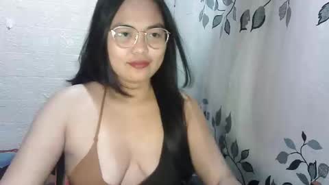 chubbycheeks27 online show from 04/23/26, 04:09