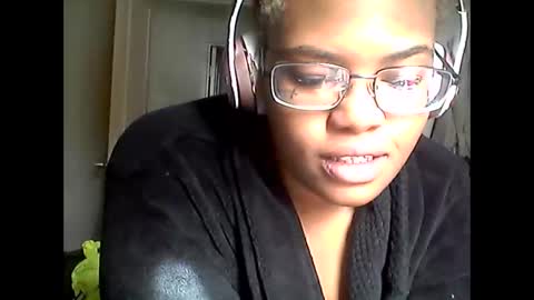 Mommy milf online show from 04/26/26, 08:28