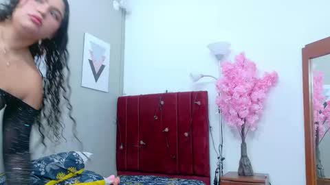 chubbykinkyygirl online show from 11/12/25, 01:00