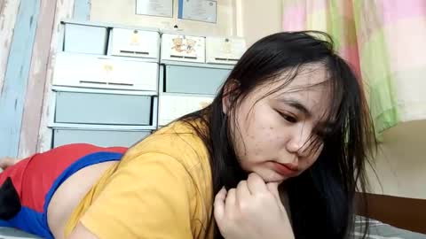 Snapshot of chubbylicious_aria chatting on 12/04/25, 04:22 HappyGirL Aria online show from 12/04/25, 04:22