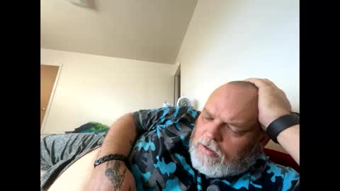 chubbyluvr42 online show from 11/13/25, 02:16