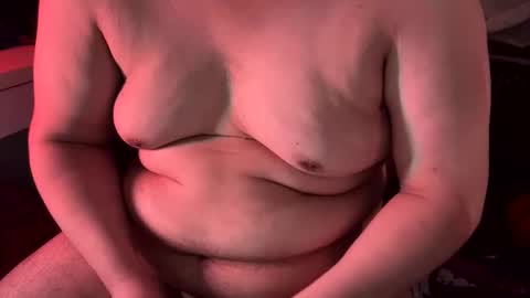 Snapshot of chubbytiny69 chatting on 10/24/25, 03:03 chubbytiny69 online show from 10/24/25, 03:03