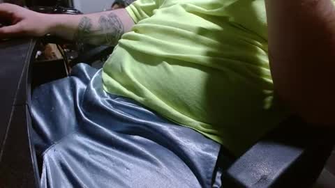 chubbyuncut5 online show from 04/04/26, 04:00