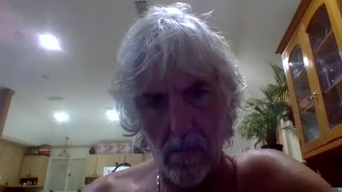 chuck354139 online show from 10/04/25, 06:33